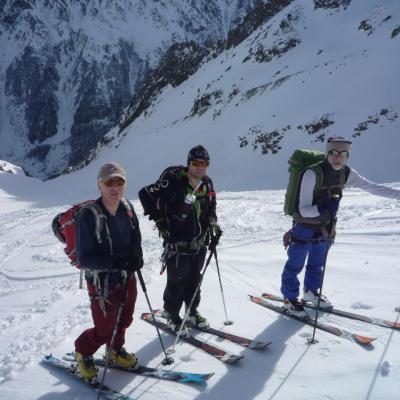 Bruno, Patrick, Gérard, pause au soleil.