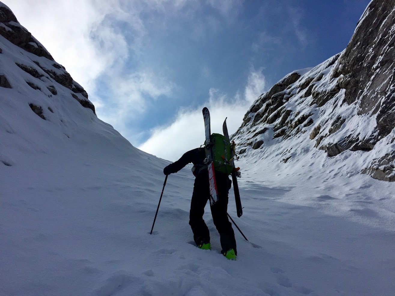 Le couloir à pied