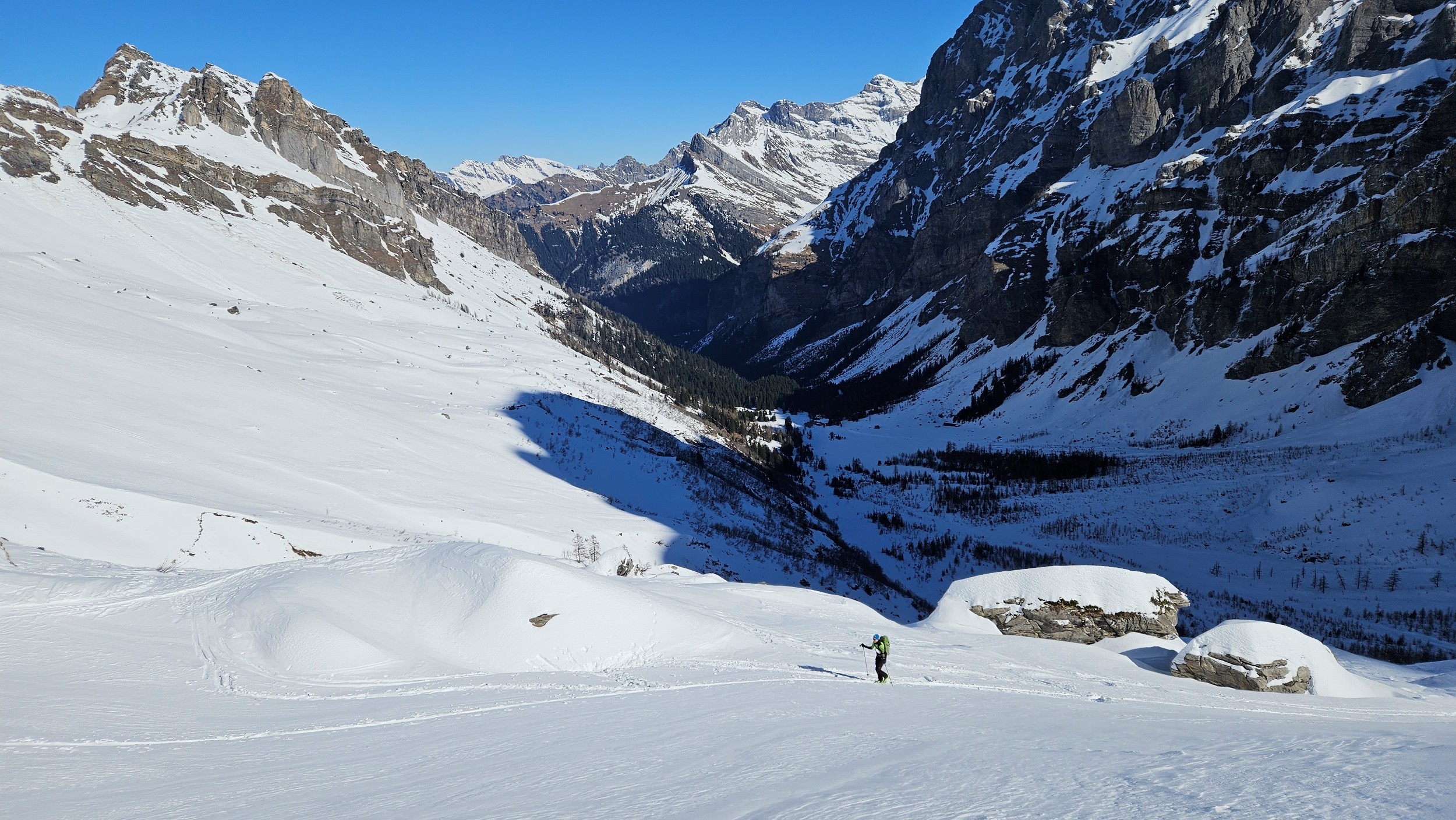 En haut des Ayers