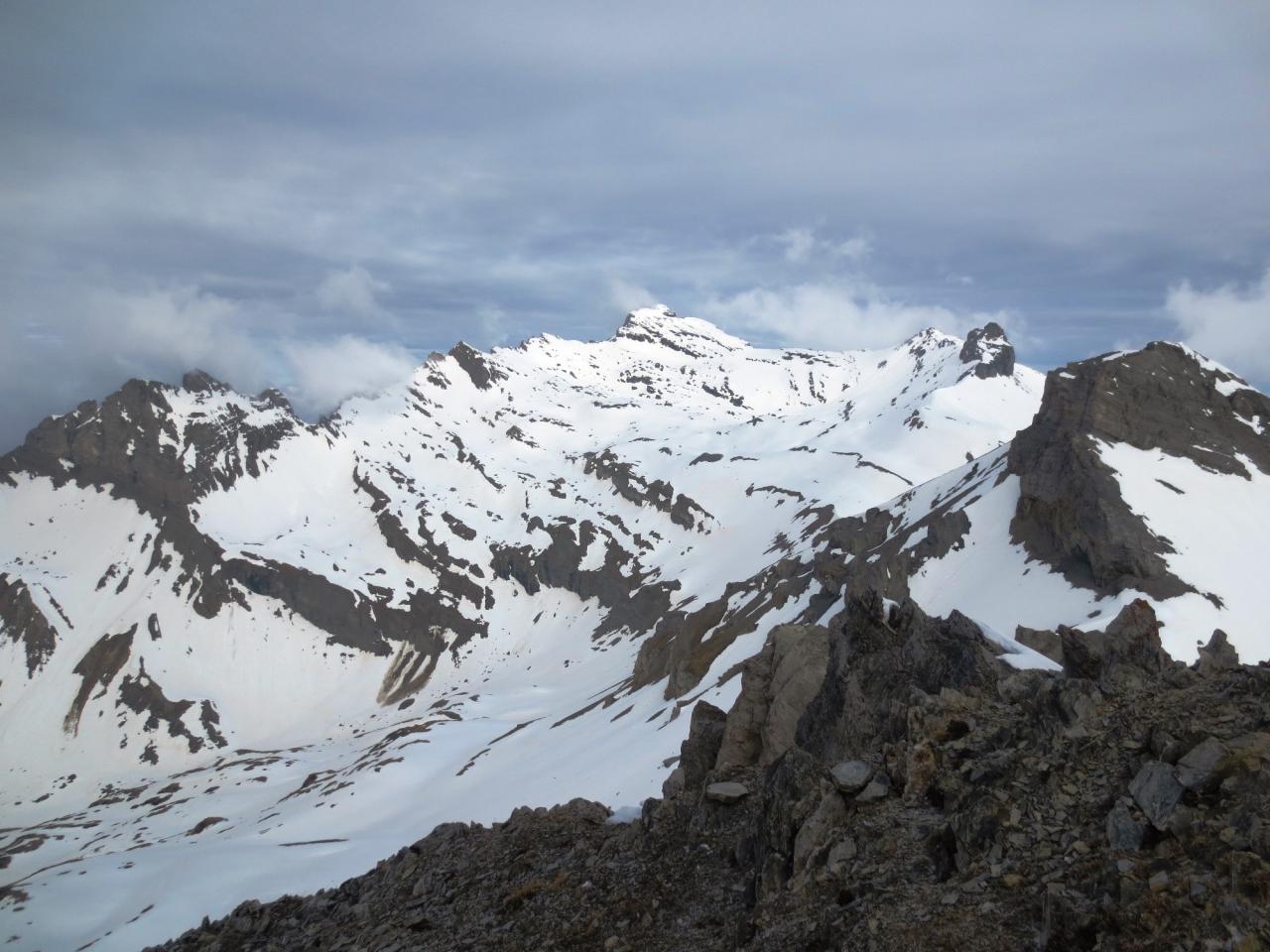 ... ainsi que la Dent de Morcles, Tita Sèri et le Six du Doe.