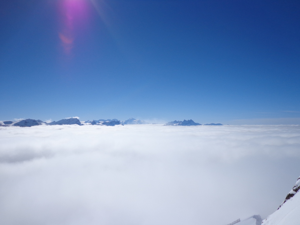 Mer de nuage depuis le sommet vers chez nous