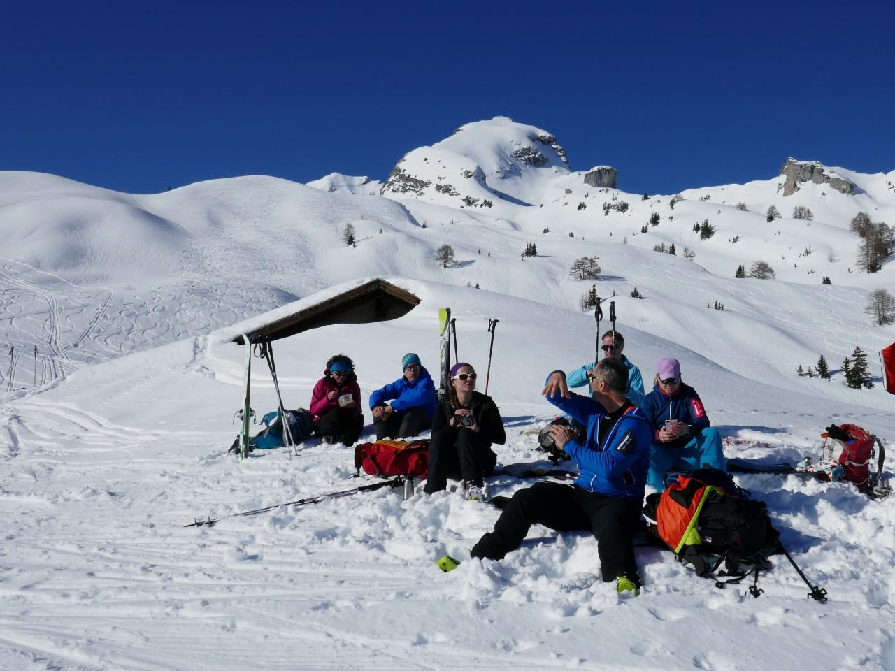 Piquenique à l'alpage de Pointet