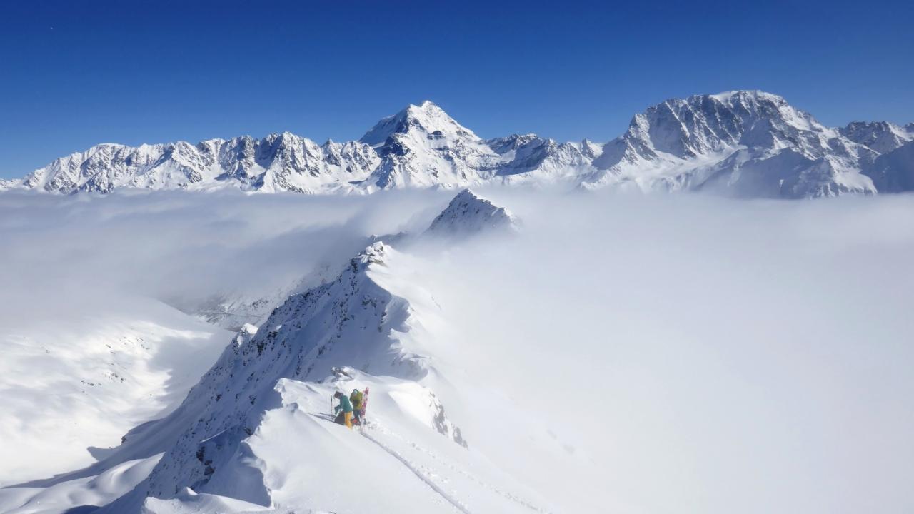 Dents du Grand Lé, massif des Combins, Vélan