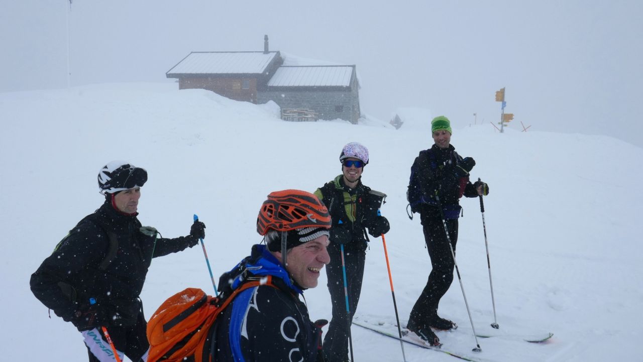 2018_03_020 Ski Rogneux CASCM, cabane Brunet, Fabien, Vincent, Boris, Georges