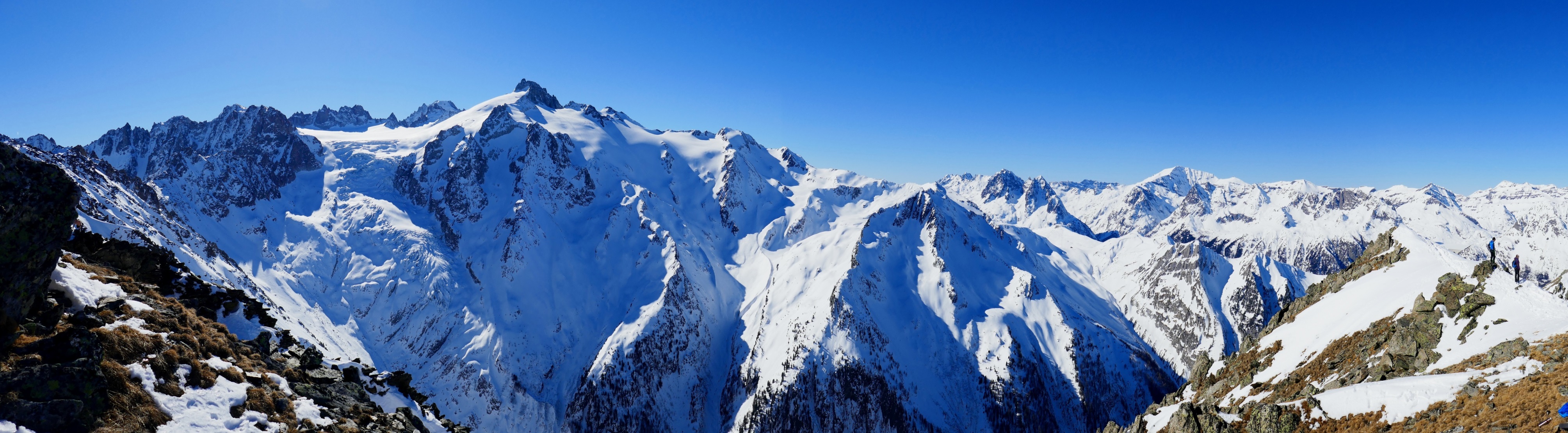 Panorama des Ecandies au Buet en passant par le Trient