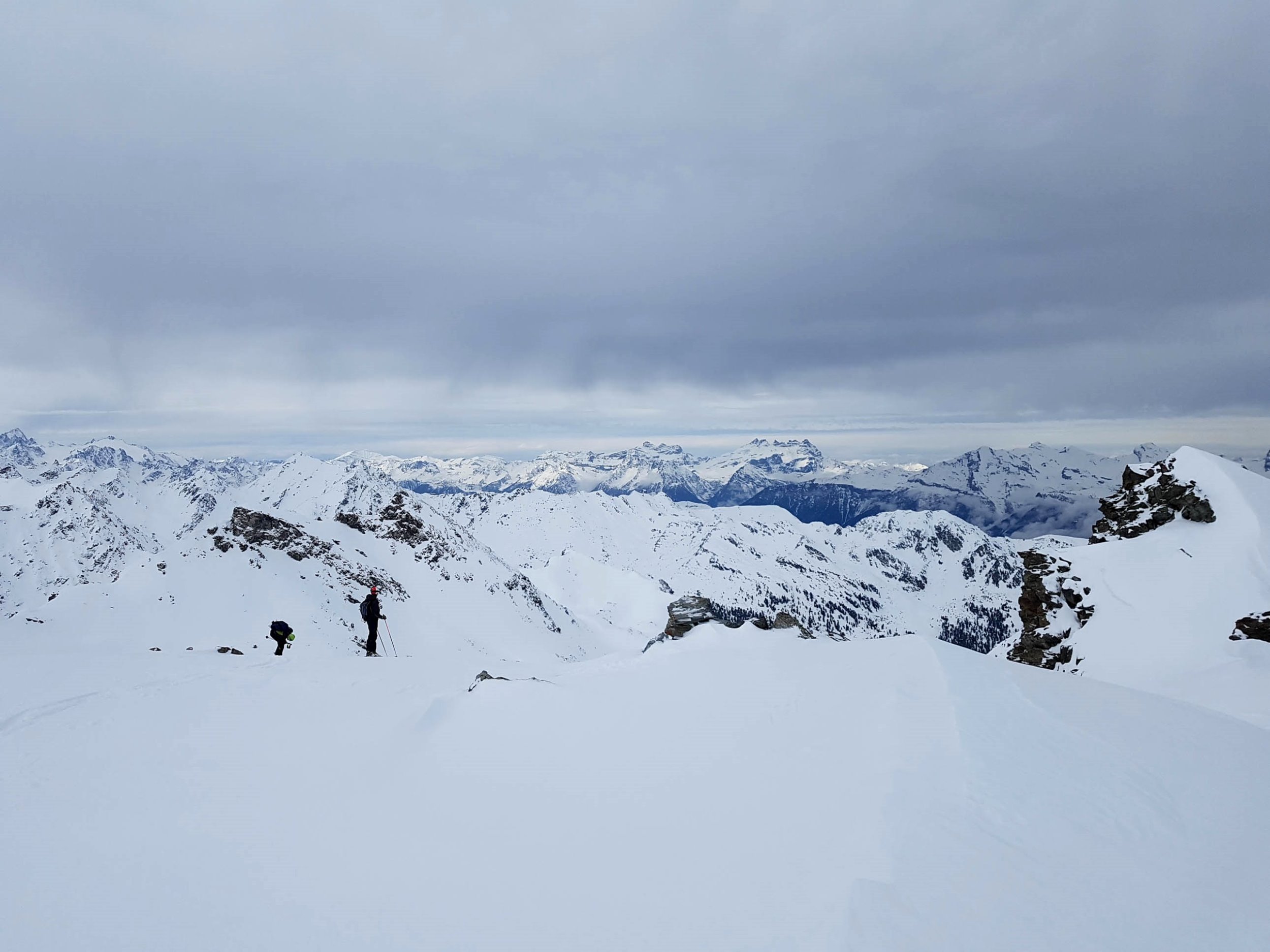 Le point 3'033 m sur Orchèra