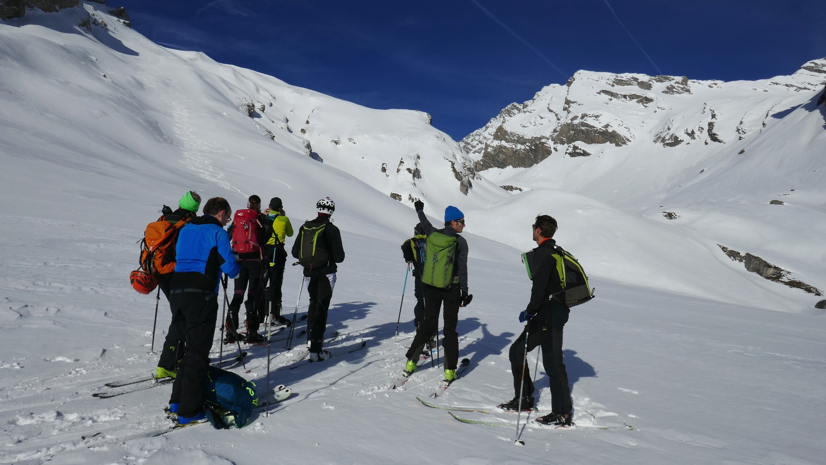 Vallon de l'Outanne. Alors, tout droit ou à gauche ?