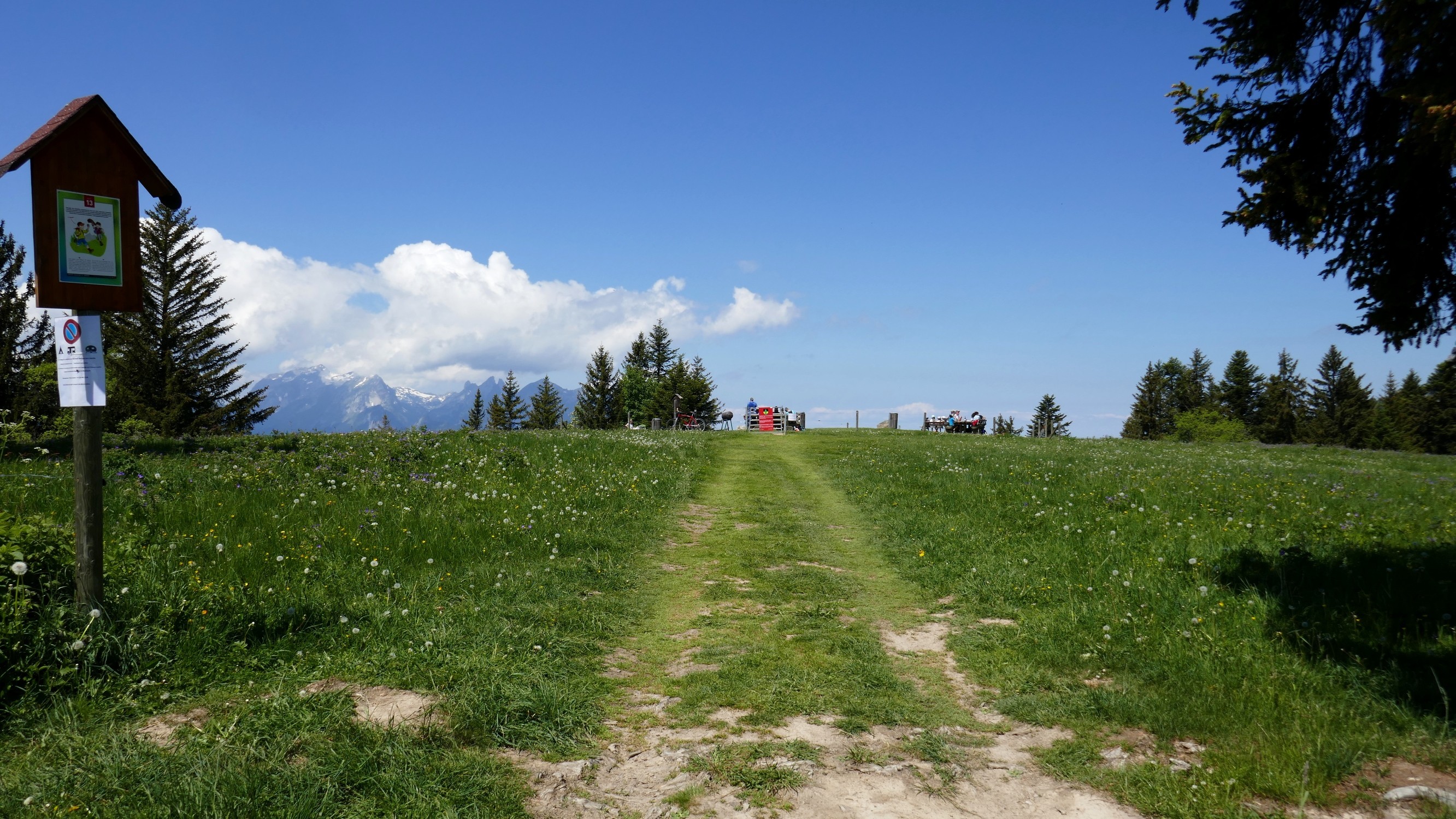 Place pique-nique de Prafandaz