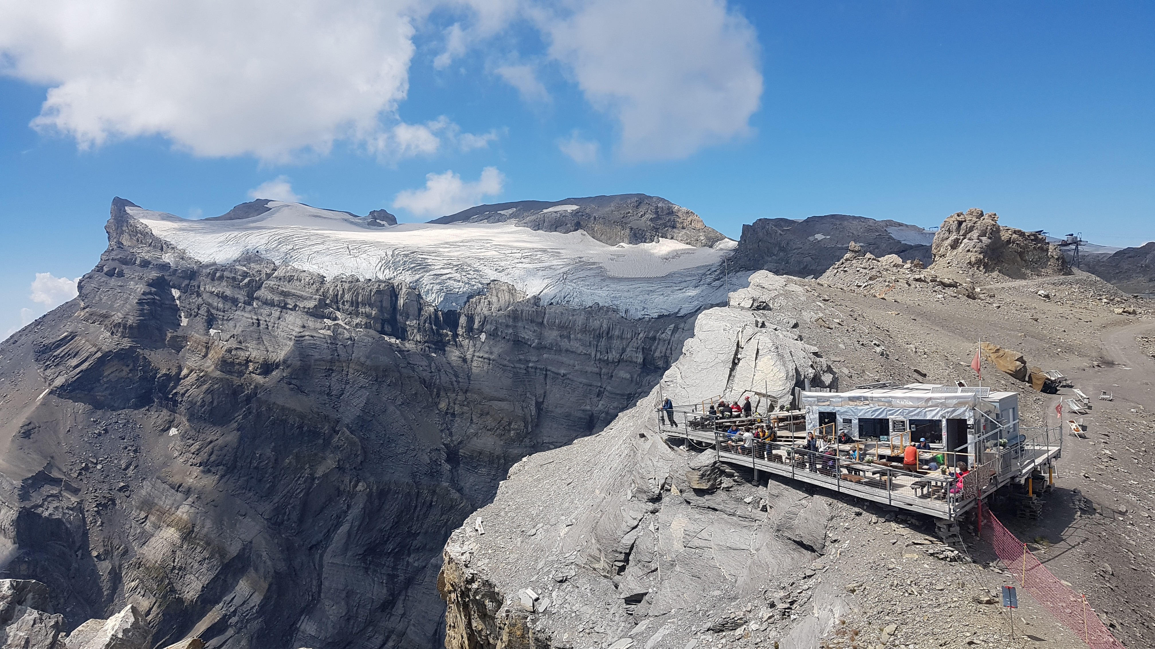 Sommet et glacier des Diablerets, refuge l'Espace