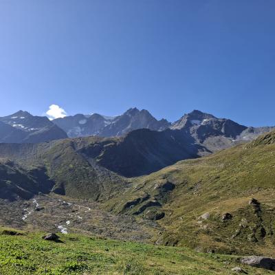 Côté cabane et mont Vélan