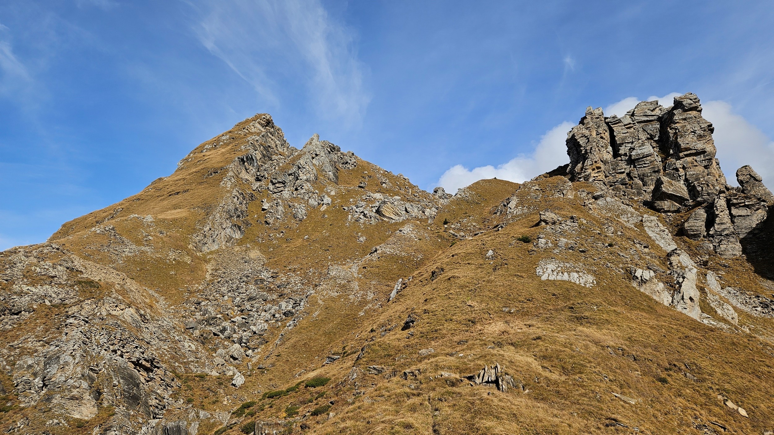 Le sommet depuis les environs du col des Pauvres