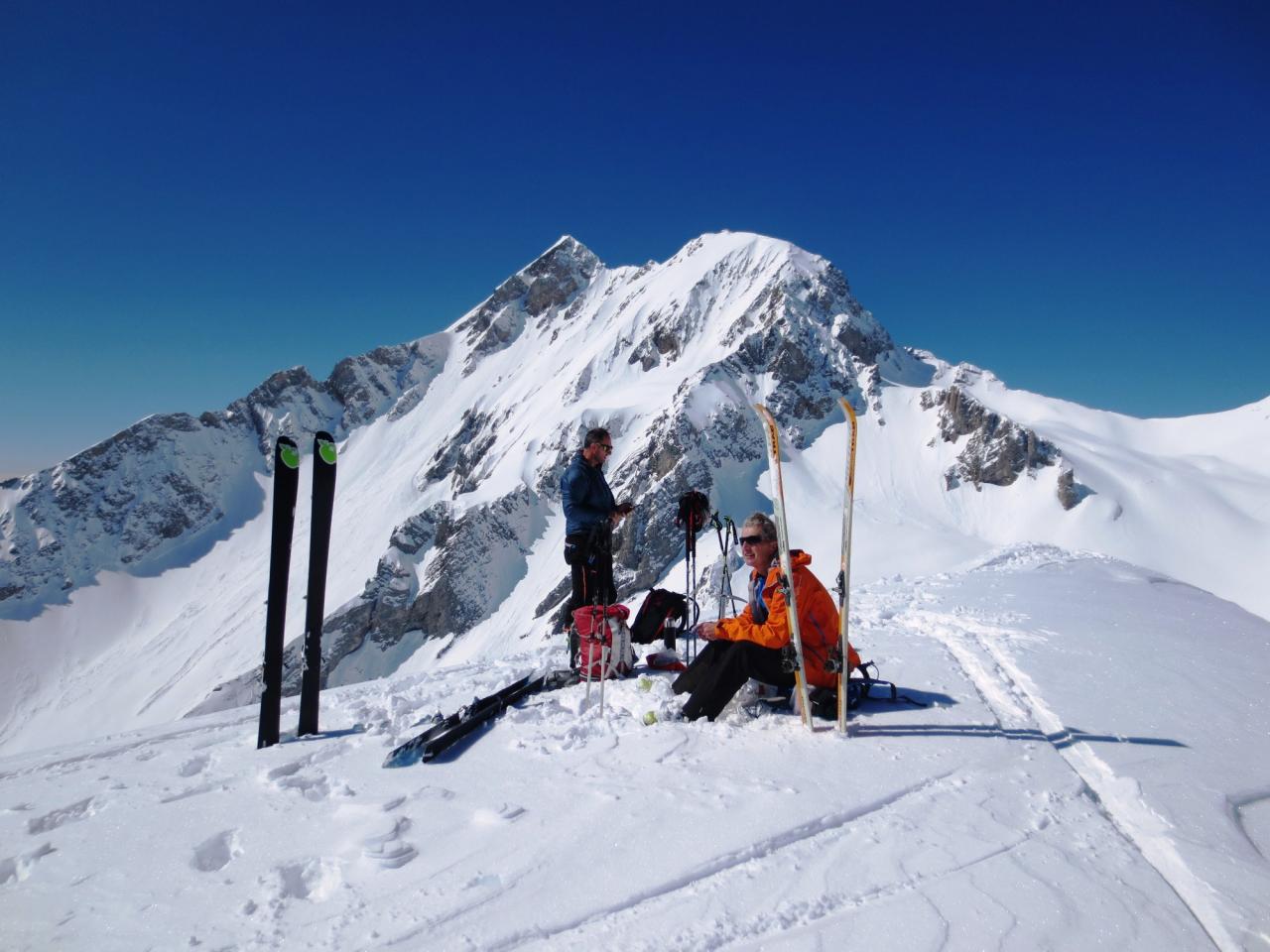 Stéphane et Claude au sommet. Gd Chavalard et le Basse.