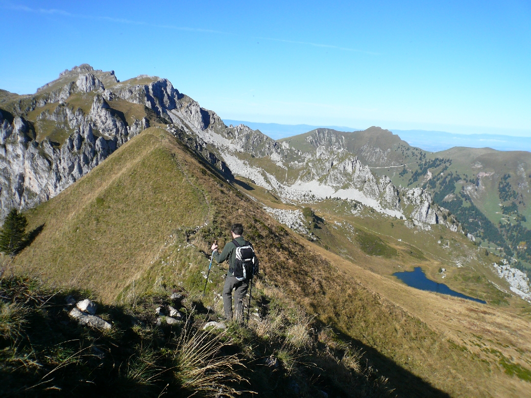 32 Nous descendrons là-bas tout à l'heure