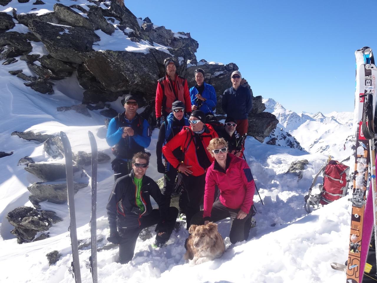 Au dépot des skis sur l'arrête nord