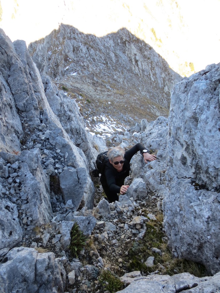 Christiane sous le sommet du Mont d'Or