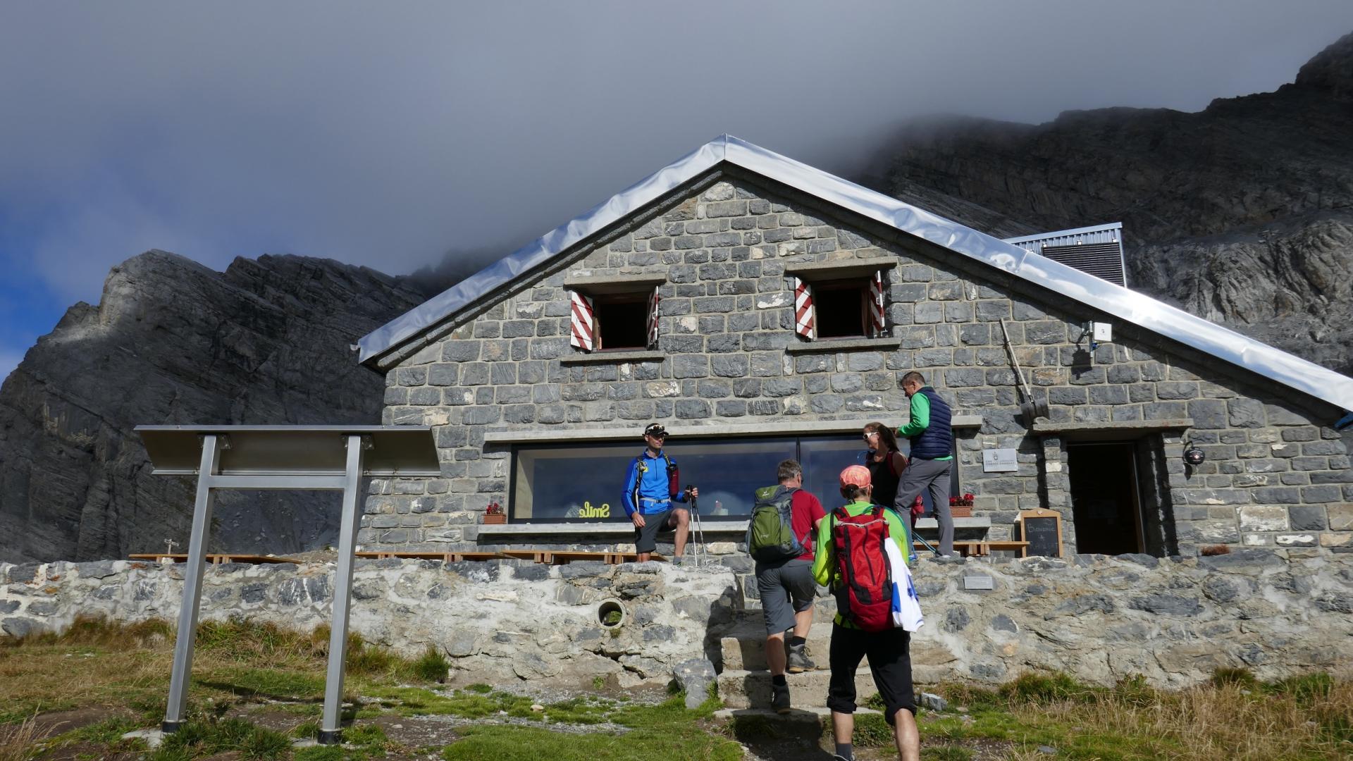 Nous retrouvons Manu à la cabane