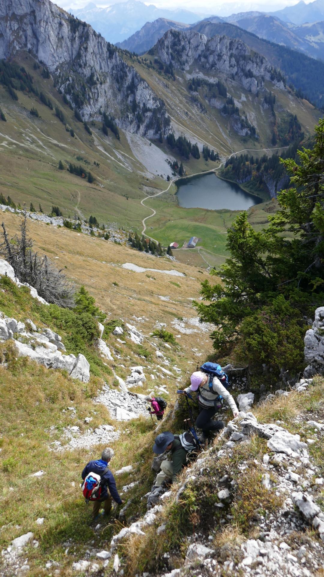 Descente côté lac d'Arvouin sur le col du Serpentin